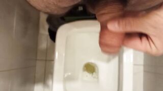 I pee in the WC, lift my dick by masturbation, prepare it for entering your anal.