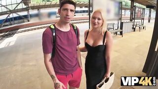 VIP4K. Romantic tour ended with a cheating