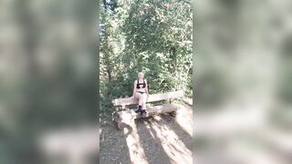 I'm a Little Wench Who Likes Showing off Her Booty