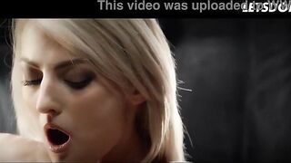Close-Up Vagina Eating... That guy Fingers and Licks Her Clitoris Until This babe Loses It