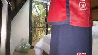VENEZUELAN BANGS TAUT BOOTY