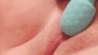 I got a recent O enchancing cream!! See me rub my clitoris with it.