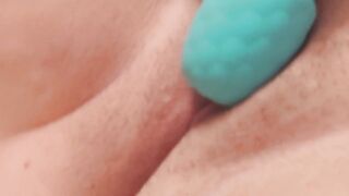 I got a recent O enchancing cream!! See me rub my clitoris with it.