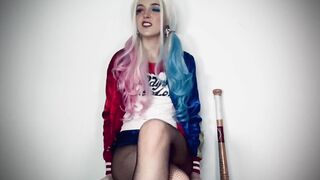 Lascivious Harley Quinn Craves to bang