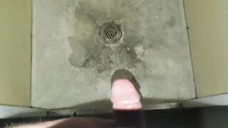 Mama let me pee in shower at an abandon cabin in the woods