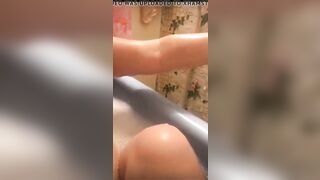 Chubby woman naked on bath time with a friend on Periscope