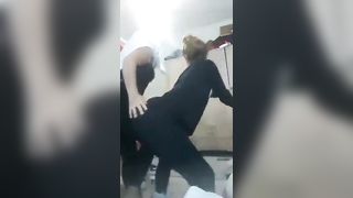 liseli lezler oynasiyor