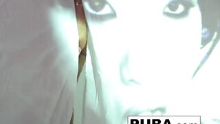 Breathtaking Asa Plays With Her Juicy Vagina