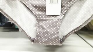 Diaper Hotty Pees her Pull Up during the time that Shopping Pants