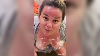 Sunburnt doxy sucks a shlong