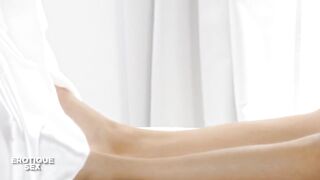 Sexually excited Masseuse Emylia Argan Hawt Carnal Sex with Her Client