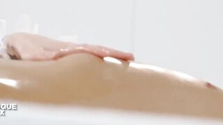 Sexually excited Masseuse Emylia Argan Hawt Carnal Sex with Her Client