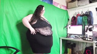 SSBBW Carnal Movements and Disrobe