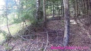 Aged chap watches beauty masturbate in the forest