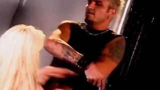 Blond mother I'd like to fuck Receives Fellatio Enjoyment In advance of Intensive Doggy