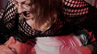 Latex Queen with Massive Boobs & Butt Uses Thrall's Face & Schlong Then Drains Cum in Gloves