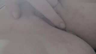 Rubbing my soaked vagina til I cum