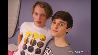TwinkeyBoy - Tom Banged By Hard Uncut Wang