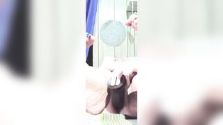 Getting to the Center of That Creamy Chewy Cunt