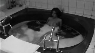 Valuable hawt brunette hair slut gets her twat fucked hard in the baths