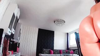 Unveiling My Voluptuous Large Ass - Oil Show Extravaganza & Squirting Enjoyment!