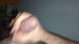 I come to squirt thinking about my girlfriend's butt