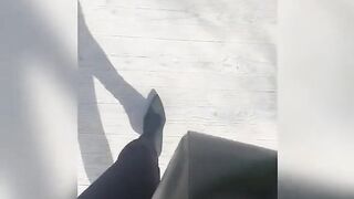 Je réalise le défi de mon abonné : me goder dans une cabine d'essayage