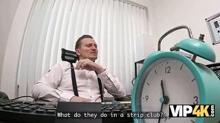 VIP4K. Hot beauty Enticed a Loan agent