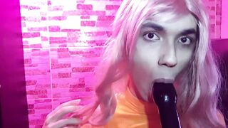 DROOLING SALIVA ALL OVER THE LARGE VIBRATOR