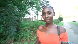 Public Agent – Black model Zaawaadi taken into the woods