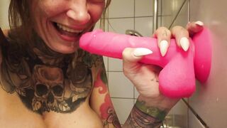 Gagging is pleasure