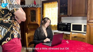 mother I'd like to fuck segretaria italiana si fa scopare a pecorina sul tavolo dell’ufficio-orgasmi multipli da porca urlante