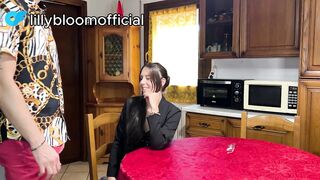 mother I'd like to fuck segretaria italiana si fa scopare a pecorina sul tavolo dell’ufficio-orgasmi multipli da porca urlante