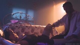Modern-day Sins - Lustful Teen Anny Aurora Sneaky Bangs Her Bestie's Stepdad During Sleepover!