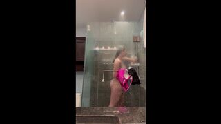 My girlfriend sent me this from her bath