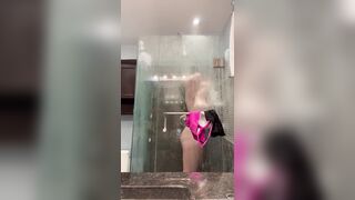 My girlfriend sent me this from her bath
