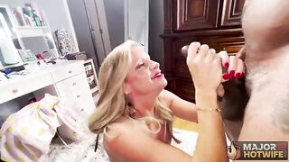 Rome Major Gives Slim Blond Kristi Kream a Wild Bedroom Ride!