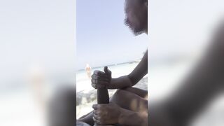 2 COUPLES ON A PUBLIC BEACH, PUBLIC MASTURBATION WITH A FINISH ON THE LEGS