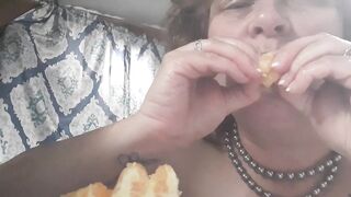 Soaked snatch eating