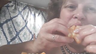 Soaked snatch eating