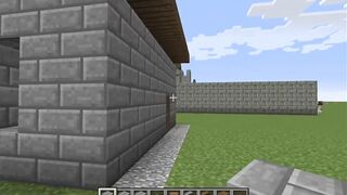 How to build an effortless 8x8 castle in Minecraft (tutorial)