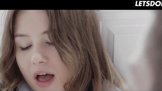 Brunette hair Playgirl Groaning Loud During the time that That guy Eats Her Twat Like a Meal