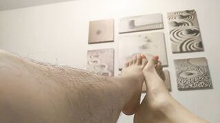 Very Unshaved Snatch and Legs, Fingering, Foofetish, Close-up Large Vagina Lips From Ginnagg