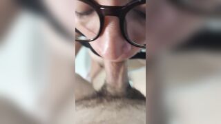 Unemployed Colombian woman is convinced to suck weenie in swap for payment