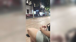 Unemployed Colombian woman is convinced to suck weenie in swap for payment