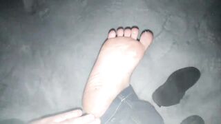 Артем показывает ноги self suck autofellatio self footjob