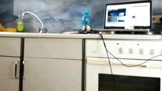 Teen Sexydea Fingering Herself on Live Livecam