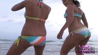 3 All Natural College Girls Flash at the Beach