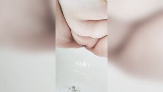 Shaving the snatch