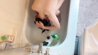 CLEAN HAIR IN ADVANCE OF SHOWER